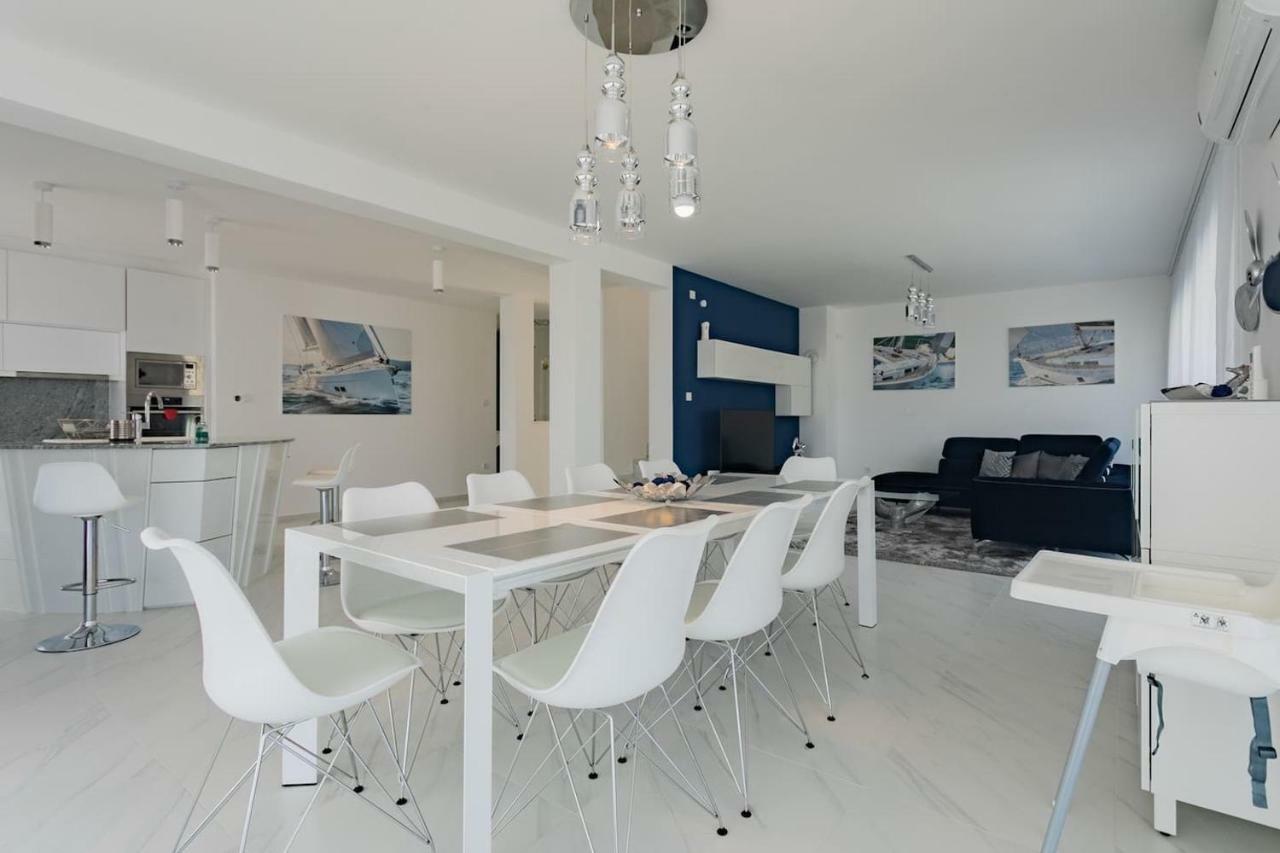 Villa Compass; Luxury Experience In Natural Bay. Ražanj Екстериор снимка